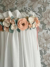 Charger l'image dans la galerie, Couronne pour veilleuse lapin